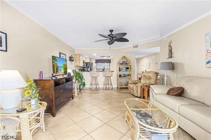 2 bedroom Condominium at 4708 SW 8th Pl 105, Baruna Bay Condo, Cape Coral — photo 3