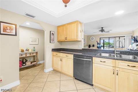4708 SW 8th Pl 105, Cape Coral FL - photo 6 of 36