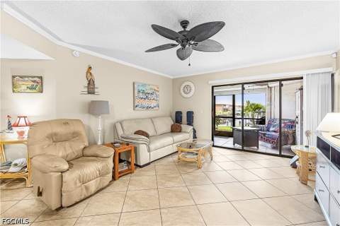 4708 SW 8th Pl 105, Cape Coral FL - photo 7 of 36