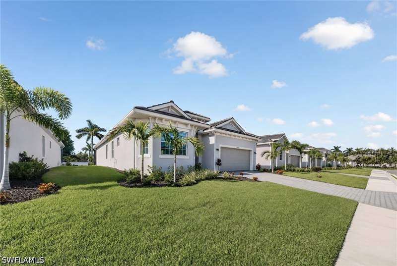 2 bedroom SingleFamilyResidence at 13621 Cerith Ct, Sandy Key, Fort Myers — photo 3