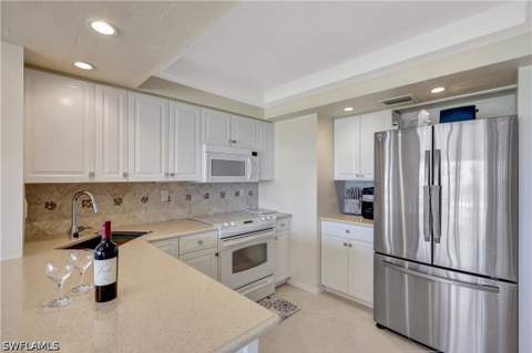 1080 S Collier Blvd 305, Marco Island FL - photo 17 of 30
