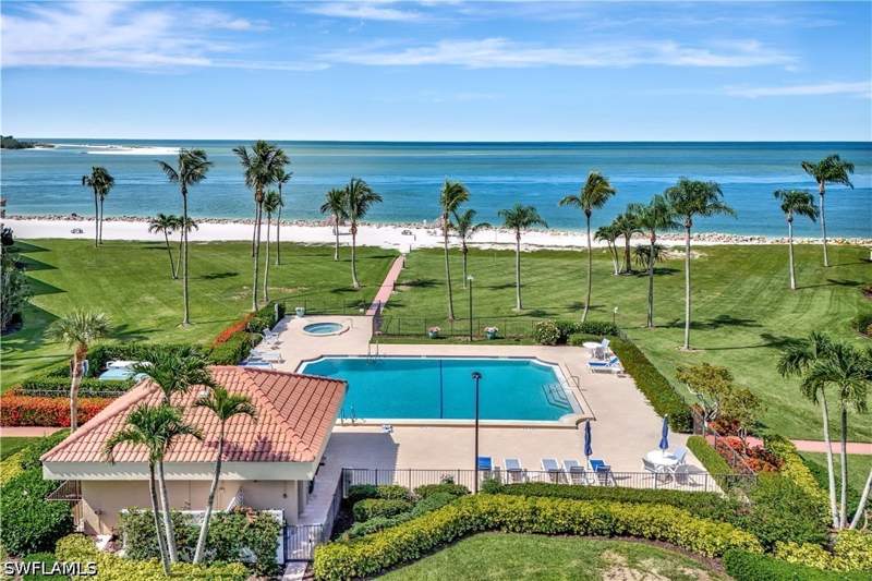 2 bedroom Condominium at 1080 S Collier Blvd 305, Shipps Landing, Marco Island — photo 4