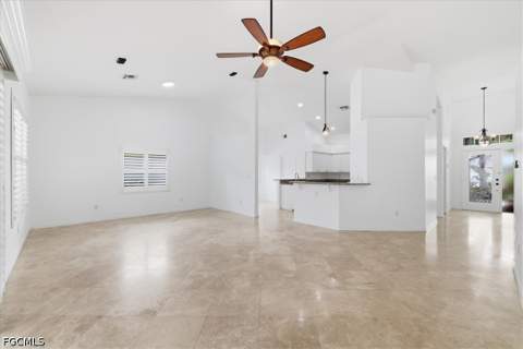 8137 Breton Cir, Fort Myers FL - photo 17 of 42