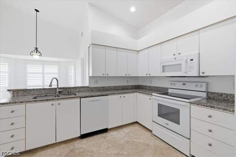 8137 Breton Cir, Fort Myers FL - photo 20 of 42