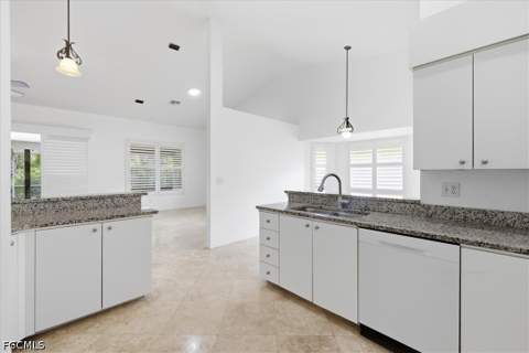 8137 Breton Cir, Fort Myers FL - photo 21 of 42