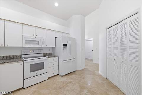 8137 Breton Cir, Fort Myers FL - photo 22 of 42