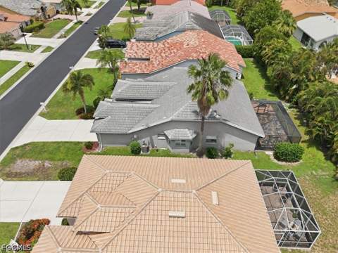8137 Breton Cir, Fort Myers FL - photo 8 of 42