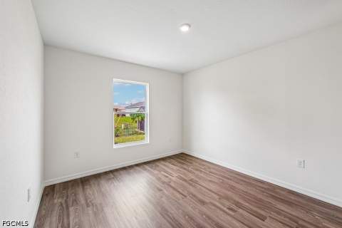 711 NE 23rd Ter, Cape Coral FL - photo 10 of 21