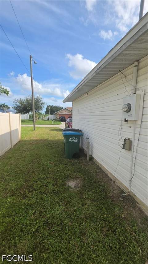 419 SE 15th St, Cape Coral FL - photo 6 of 19