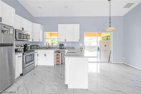 551 Eisenhower Blvd, Lehigh Acres FL - photo 10 of 36
