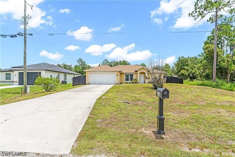 4 bedroom SingleFamilyResidence at 551 Eisenhower Blvd, Lehigh Acres, Lehigh Acres — photo 2
