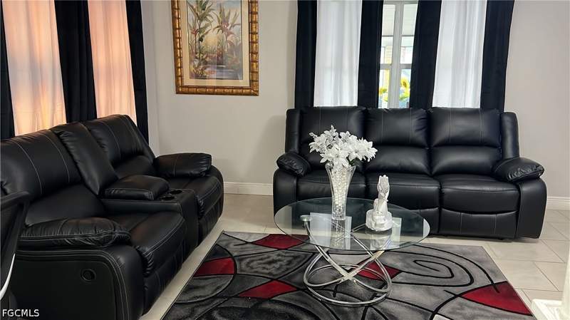 2 bedroom SingleFamilyResidence at 1112 Cherokee Ave, Lehigh Acres, Lehigh Acres — photo 2