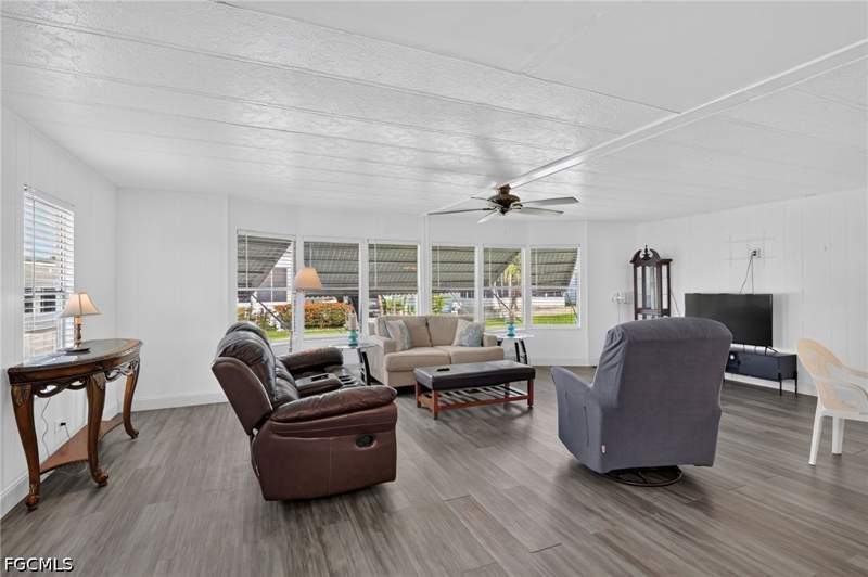 2 bedroom ManufacturedHome at 14716 Nantucket Rd 411, Old Bridge Village, North Fort Myers — photo 5