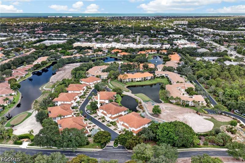 2 bedroom Attached at 9141 Los Lagos Ct 101, Bonita Springs, Bonita Springs — photo 3
