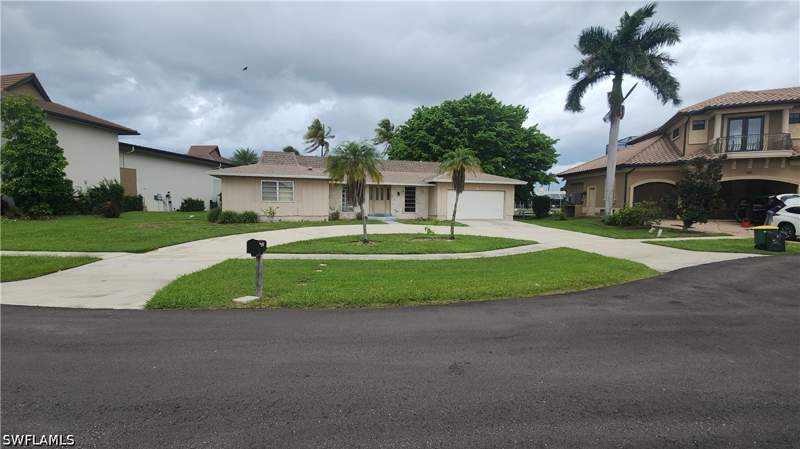 3 bedroom SingleFamilyResidence at 514 Antilles Ct, Marco Island, Marco Island — photo 2
