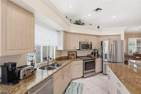 8861 Creek Run Dr, Bonita Springs FL - photo 20 of 50