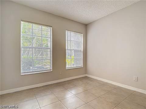 194 Santa Clara Dr 12, Naples FL - photo 20 of 41