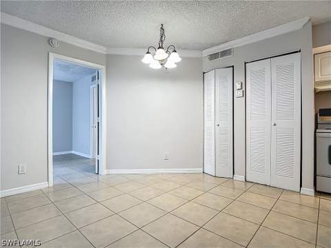 194 Santa Clara Dr 12, Naples FL - photo 8 of 41