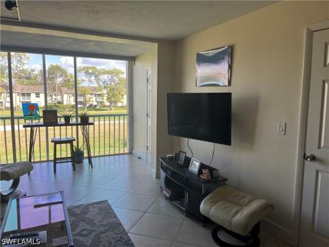 1085 Forest Lakes Dr 8202, Naples FL - photo 19 of 21