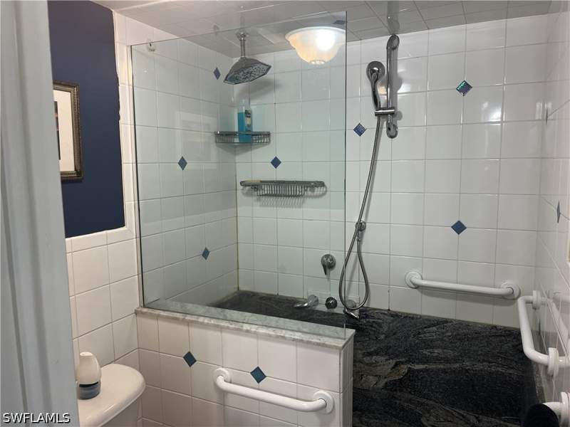 2 bedroom Condominium at 1085 Forest Lakes Dr 8202, Forest Lakes, Naples — photo 4