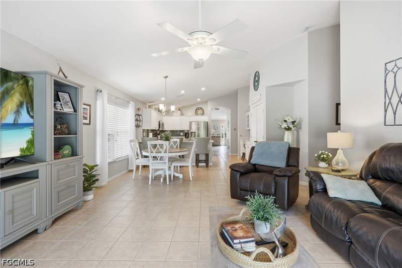 4 bedroom SingleFamilyResidence at 9740 Gladiolus Bulb Loop, Gladiolus Preserve, Fort Myers — photo 3