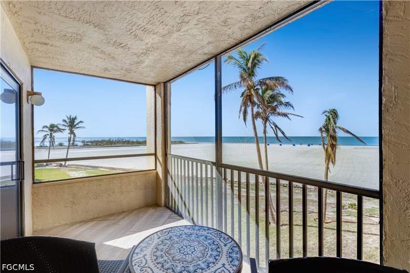 2 bedroom Condominium at 6662 Estero Blvd 308, Sandarac Condo, Fort Myers Beach — photo 3