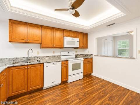 6979 Winkler Rd 317, Fort Myers FL - photo 8 of 36