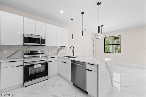 2102 E 13th St, Lehigh Acres FL - photo 10 of 29