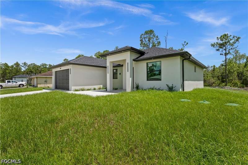 3 bedroom SingleFamilyResidence at 2102 E 13th St, Lehigh Acres, Lehigh Acres — photo 3