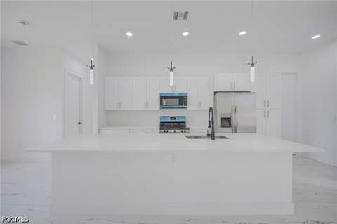 466 Laconic Ave, Lehigh Acres FL - photo 6 of 24