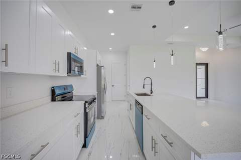 466 Laconic Ave, Lehigh Acres FL - photo 8 of 24