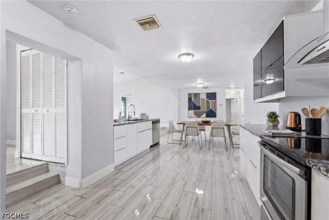 4431 SE 19th Ave, Cape Coral FL - photo 12 of 32