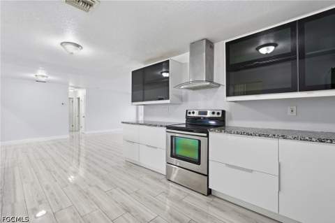 4431 SE 19th Ave, Cape Coral FL - photo 14 of 32
