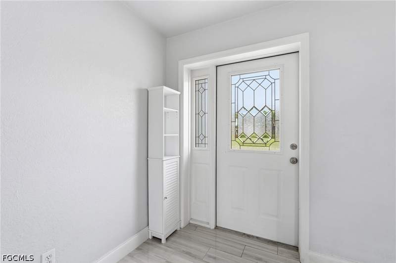 3 bedroom SingleFamilyResidence at 4431 SE 19th Ave, Cape Coral, Cape Coral — photo 3