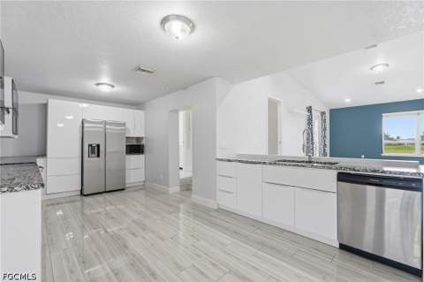 4431 SE 19th Ave, Cape Coral FL - photo 9 of 32