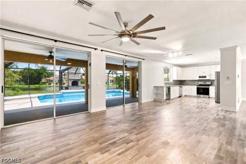 13031 Shoreside Ct, Fort Myers FL - photo 14 of 44