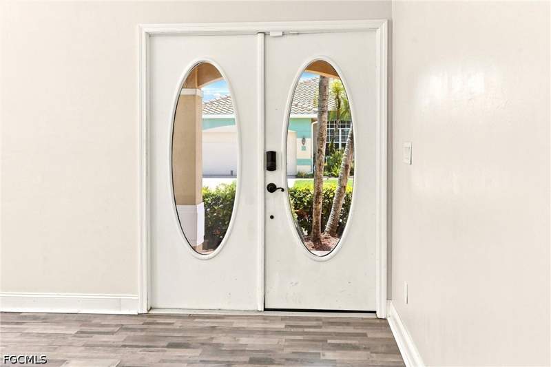 4 bedroom SingleFamilyResidence at 13031 Shoreside Ct, Silverlakes, Fort Myers — photo 3