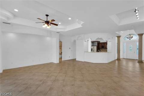 3705 Kilarney St, Fort Myers FL - photo 12 of 30