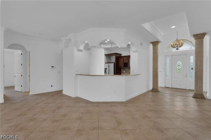 5 bedroom SingleFamilyResidence at 3705 Kilarney St, Buckingham, Fort Myers — photo 5
