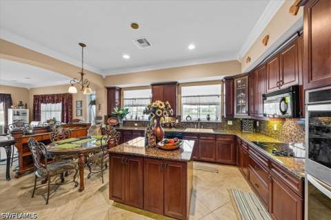1762 Sarazen Pl, Naples FL - photo 10 of 37