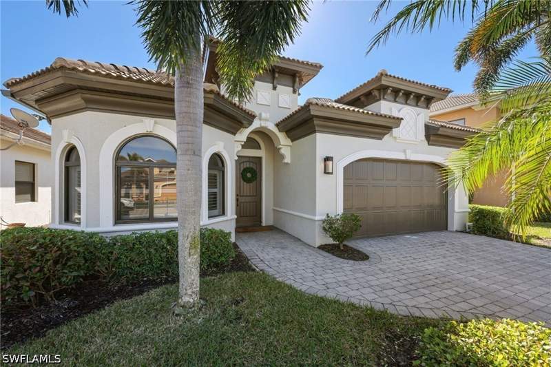 3 bedroom SingleFamilyResidence at 1419 Serrano Cir, Andalucia, Naples — photo 3