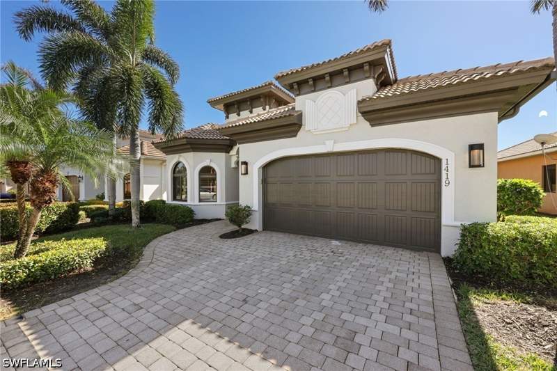 3 bedroom SingleFamilyResidence at 1419 Serrano Cir, Andalucia, Naples — photo 4