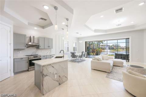1419 Serrano Cir, Naples FL - photo 6 of 43