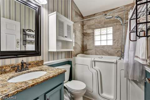 5866 Westbourgh Ct, Naples FL - photo 23 of 50