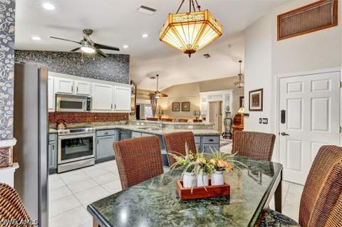5866 Westbourgh Ct, Naples FL - photo 7 of 50