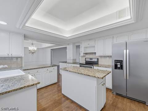 2905 Gulf Shore Blvd N 501N, Naples FL - photo 13 of 25