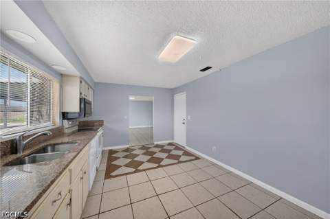 1418 SE 23rd Ter, Cape Coral FL - photo 9 of 26