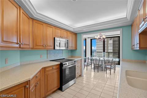 4901 Gulf Shore Blvd N 1501, Naples FL - photo 15 of 33