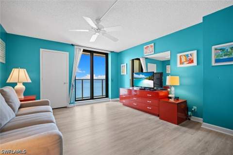 4901 Gulf Shore Blvd N 1501, Naples FL - photo 24 of 33