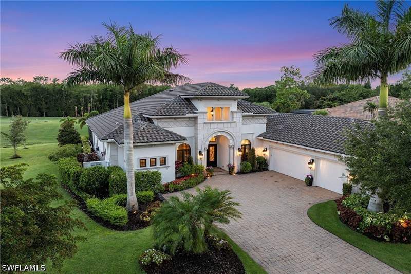 4 bedroom SingleFamilyResidence at 6372 Burnham Rd, Quail West, Naples — photo 2